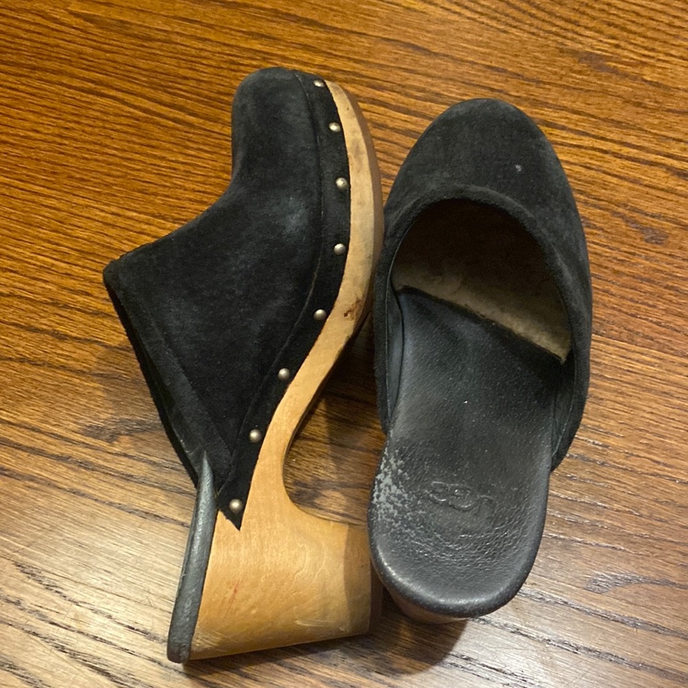 UGG clogs